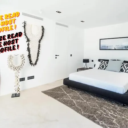 Luxxuryy Ibiza With Pool Holiday home